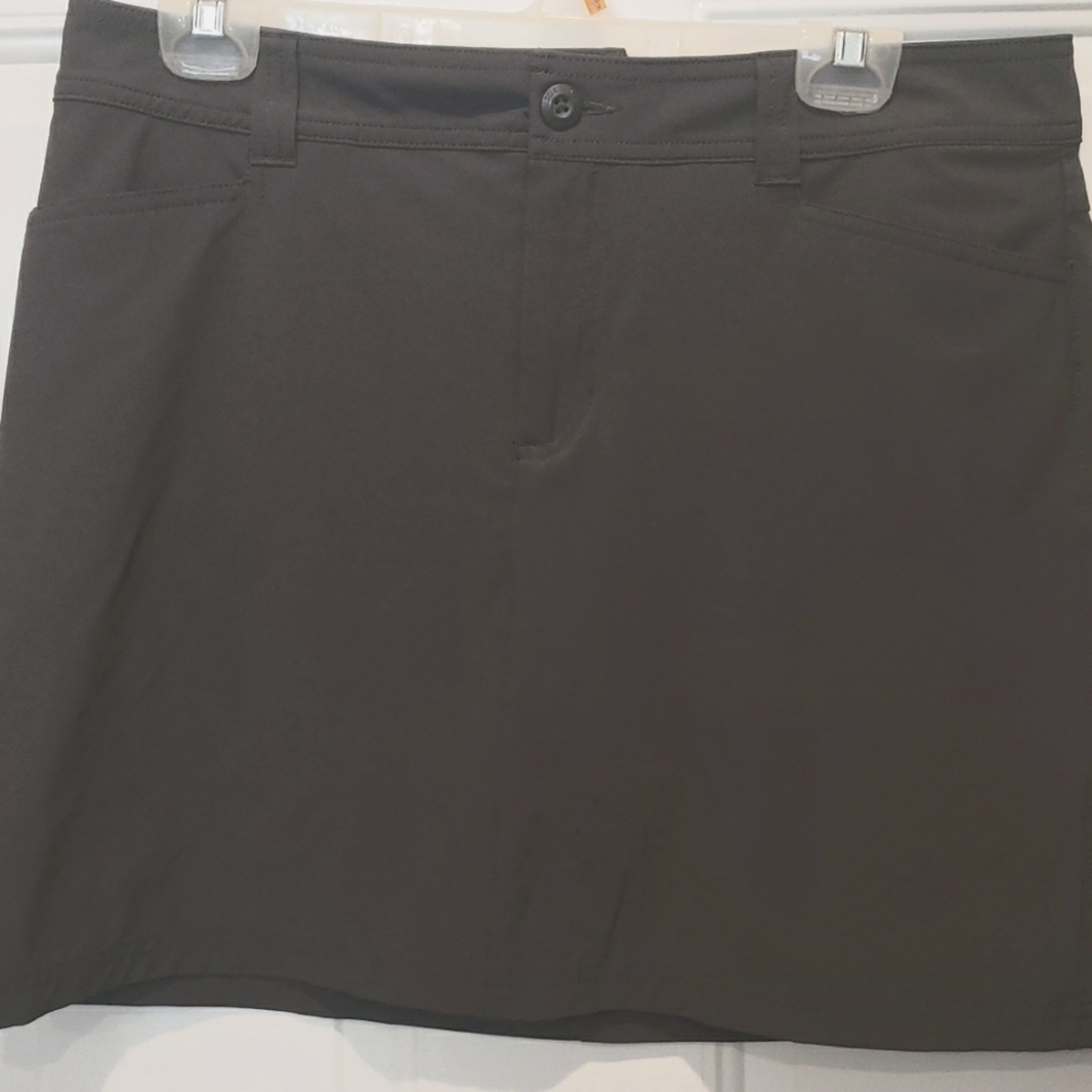 Eddie Bauer skort